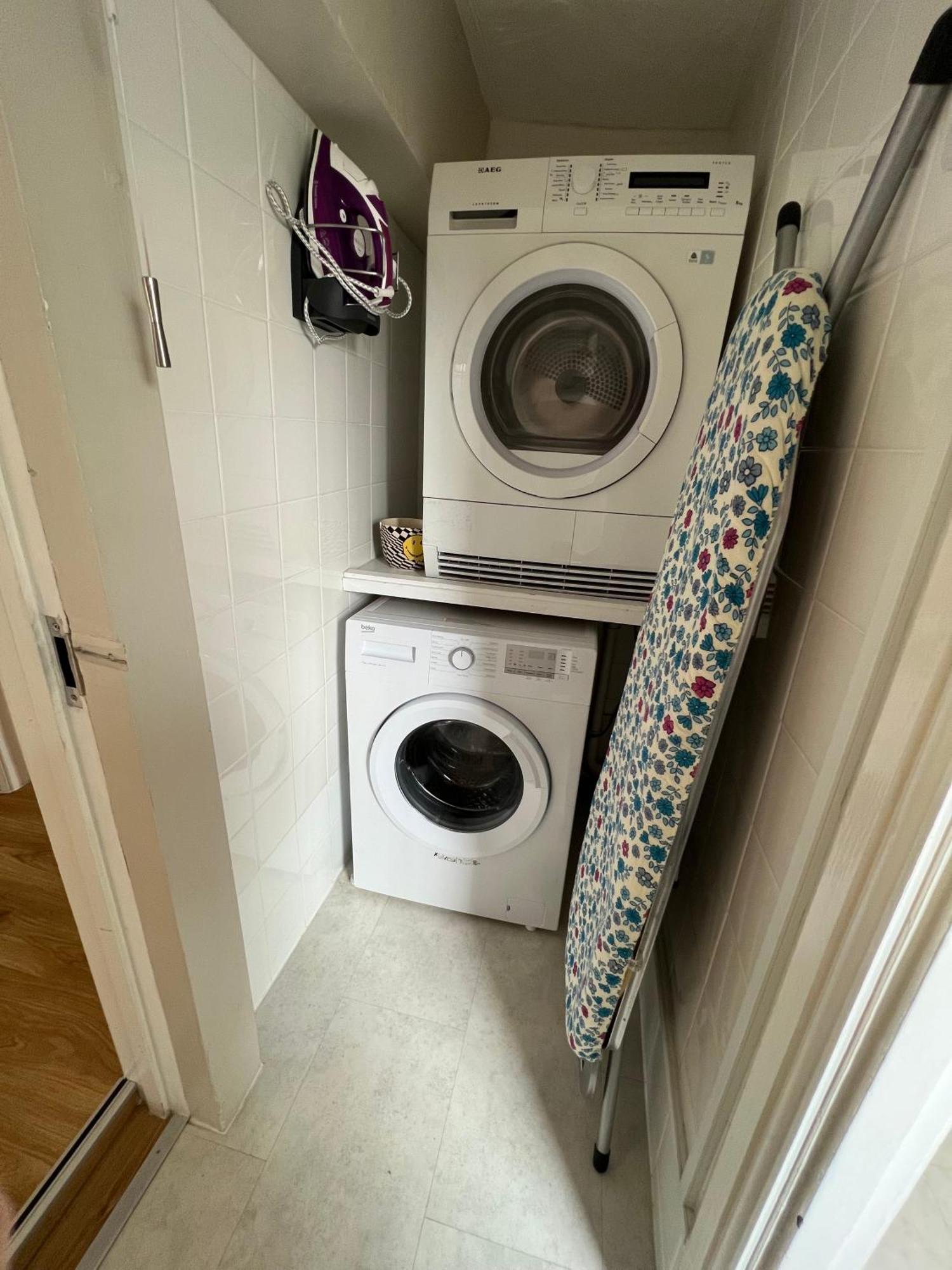 Stay In Yeovil Town Centre, Large 2 Bd Apt With Parking, Sleeps 4 Esterno foto
